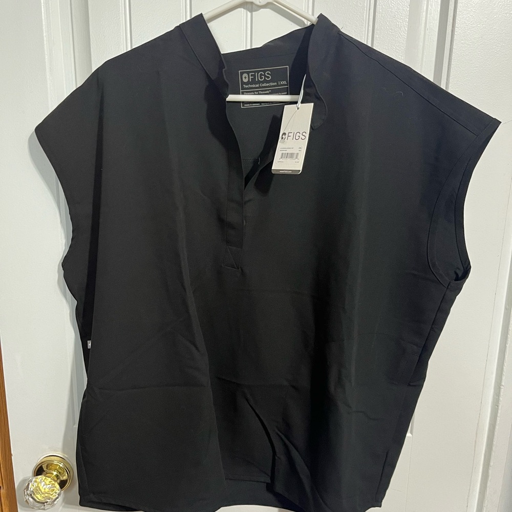FIGS Women's‎ Black Top